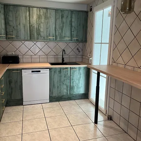 וילה 4-bedroom With Private Pool, Ac, Close To Beach, Linen Included