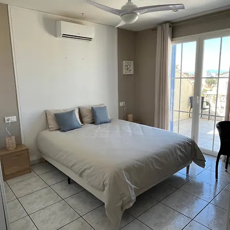 וילה 4-bedroom With Private Pool, Ac, Close To Beach, Linen Included *